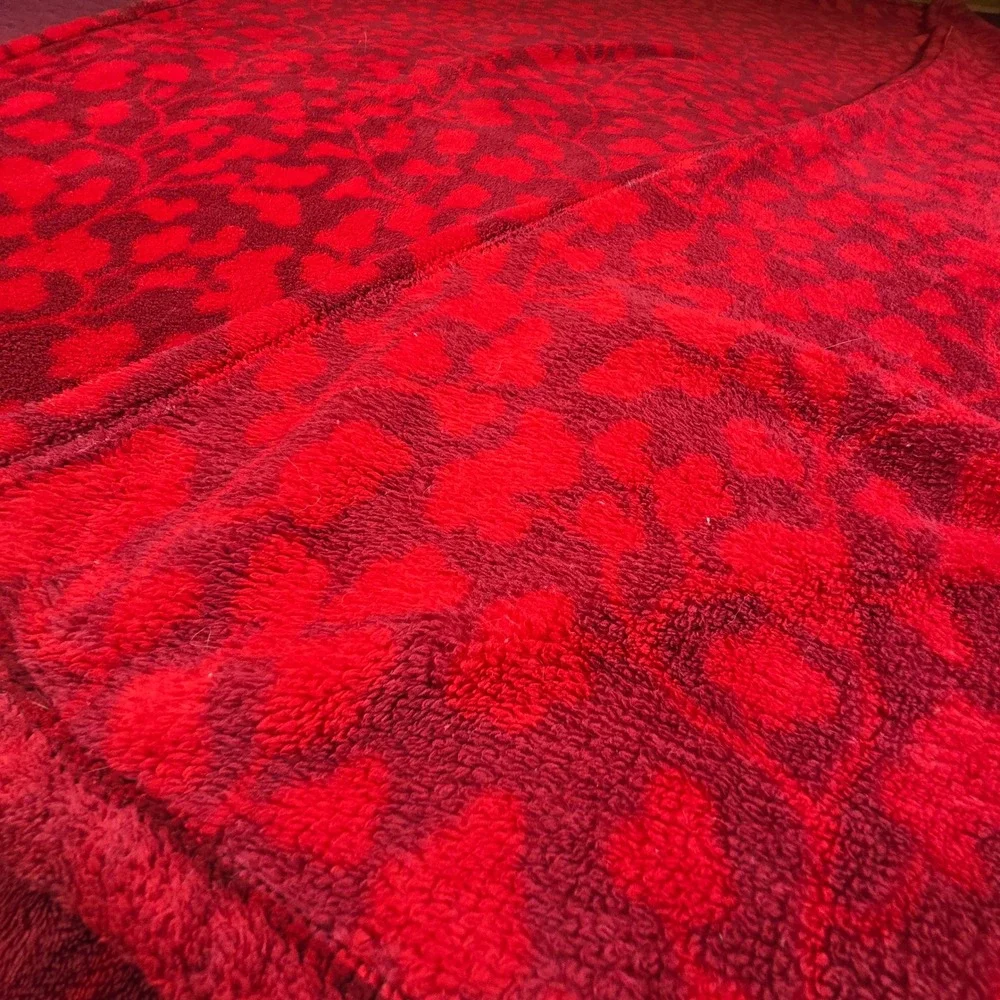 N/A blanket throw